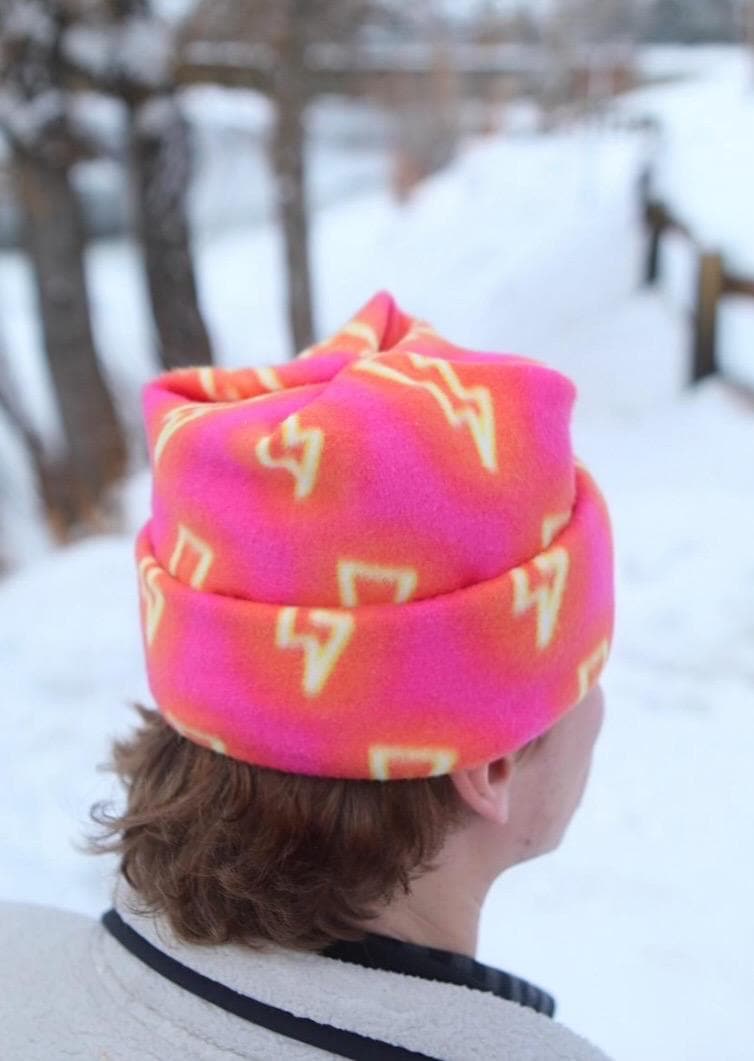 Pink lightning bolt four point Keanie